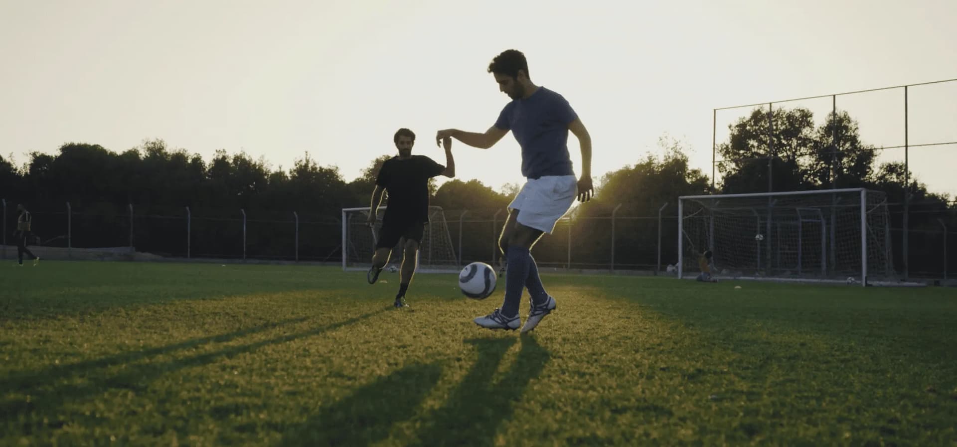 Soccer athlete securing funding via INSPIRR partnership with ScoutUs College